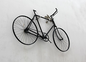 Image showing Bicycle on the wall.