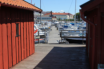 Image showing Boats by the marina.