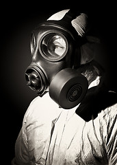 Image showing man with gas mask