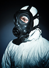 Image showing man with gas mask