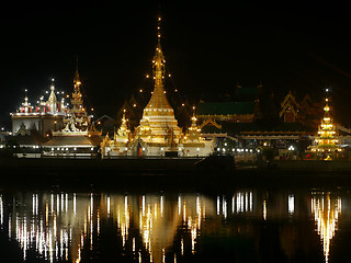 Image showing Wat Jong Klang in Mae Hong Son at night