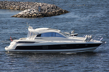 Image showing Luxury boat on the sea.