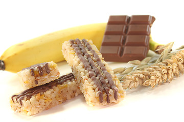 Image showing Chocolate banana muesli bar
