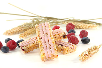 Image showing Forest berry muesli bar