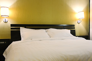 Image showing Hotel bedroom