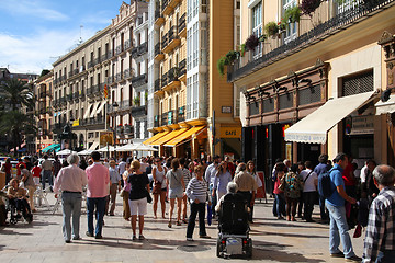 Image showing Crowded street, Valencia