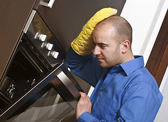 Image showing troubble in the kitchen