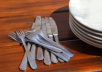 Image showing The dishware