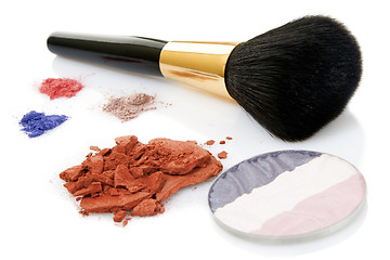 Image showing Make-up brush and different powder