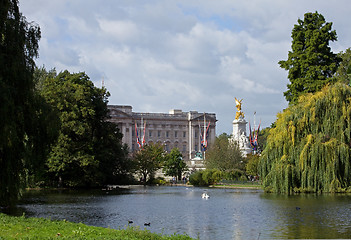 Image showing Buckingham Palace