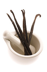 Image showing mortar with vanilla pods 