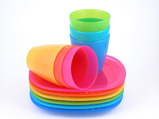 Image showing plastic cups and plates