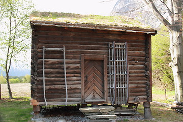 Image showing Old cabin