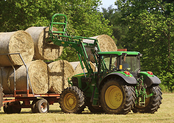 Image showing tractor in field