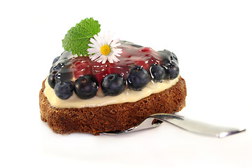 Image showing Forest fruit tart