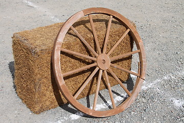 Image showing Wagon Wheel