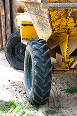 Image showing Big yellow consturction machine