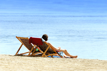 Image showing Couple on the beach