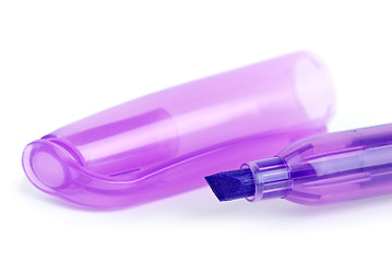 Image showing Closeup shot of violet felt-tip marker