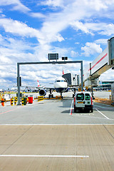 Image showing Airplane docking