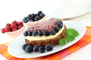 Image showing Forest fruit tart