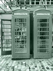 Image showing London telephone box