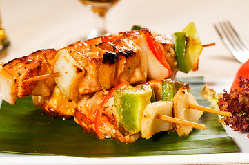 Image showing chicken and vegetables skewers