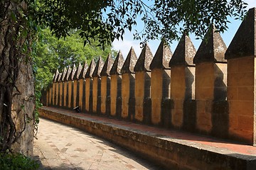 Image showing Wall crenellations in Almodovar Del Rio medieval castle in Spain