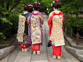 Image showing Three geishas