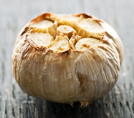 Image showing Roasted garlic bulb