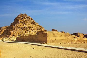 Image showing small egypt pyramid in Giza