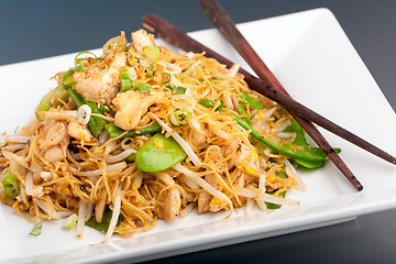 Image showing Thai Lo Mein Noodles