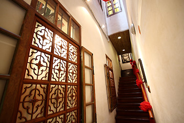 Image showing Chinese traditional corridor in wooden with red lantern.