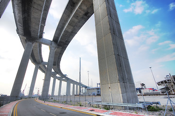 Image showing elevated express way at day time 