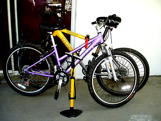 Image showing 2 bikes