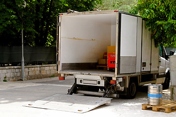 Image showing Delivery van