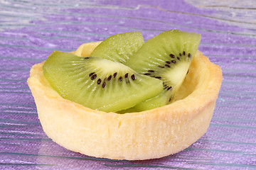 Image showing Mini kiwi fruit tart