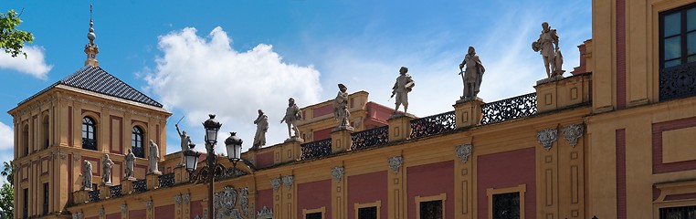 Image showing Statues on facade of palace in Sevilla, Spain