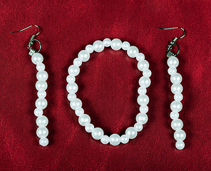 Image showing Bracelet and earrings of pearls. Bijouterie