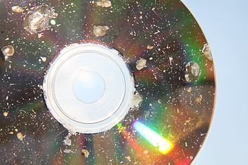 Image showing damaged CD 