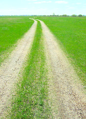 Image showing road in field