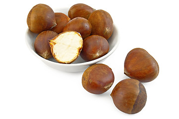 Image showing Chestnuts in a bowl
