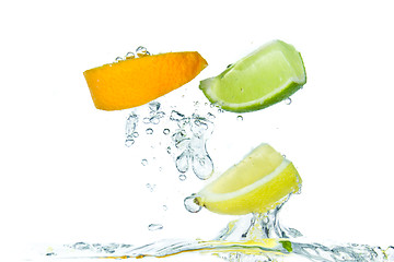 Image showing citrus fruit splashing