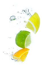 Image showing citrus fruit splashing