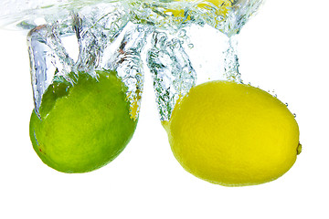 Image showing citrus fruit splashing