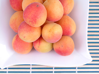 Image showing pile of apricots