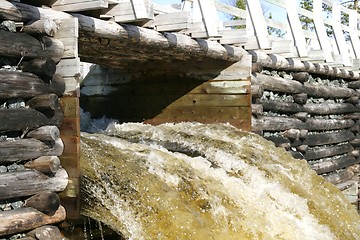 Image showing Timber floating dam