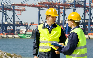 Image showing Dockers in a container harbor