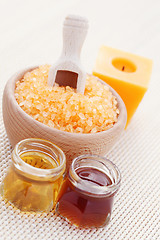 Image showing honey bath salt