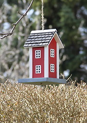 Image showing hanging birdbox